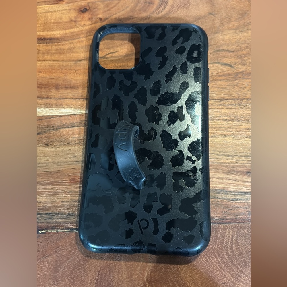 Loopy Case Black Leopard iPhone 11 Case